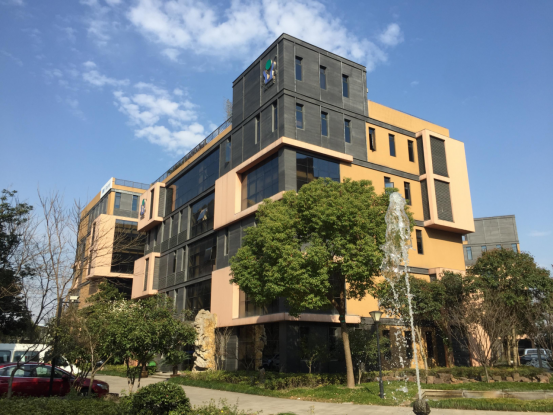 博革與上海問鼎環(huán)保簽約 共推環(huán)保工程目視化管理升級