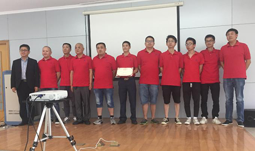 博革咨詢金總頒發(fā)“精益星級(jí)機(jī)臺(tái)獎(jiǎng)” 博革咨詢金總頒發(fā)“精益星級(jí)機(jī)臺(tái)獎(jiǎng)”